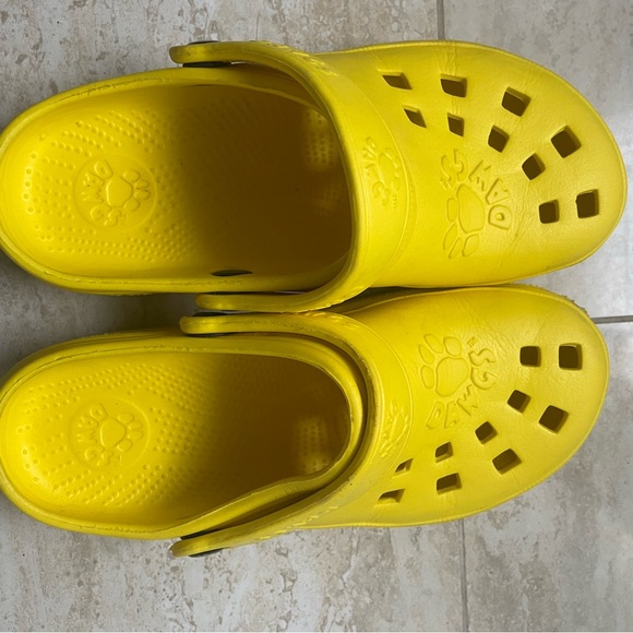 Sandles - Picture 4 of 4